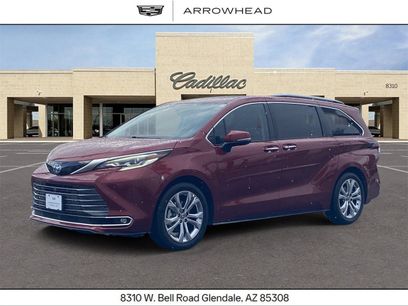 Used 2023 Toyota Sienna Platinum