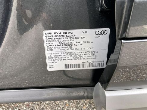 Used 2022 Audi SQ5 Premium w/ Convenience Package AWD/4WD image 32