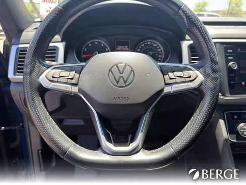 Used 2021 Volkswagen Atlas Cross Sport SE w/ Panoramic Sunroof Package FWD image 15