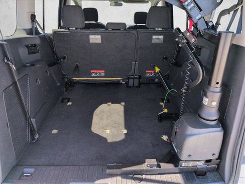 Used 2014 Ford Transit Connect XLT FWD image 6