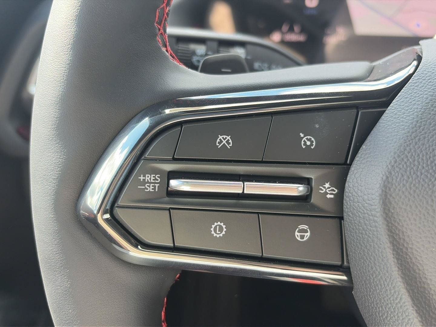 New 2026 Chevrolet Traverse RS AWD/4WD image 14