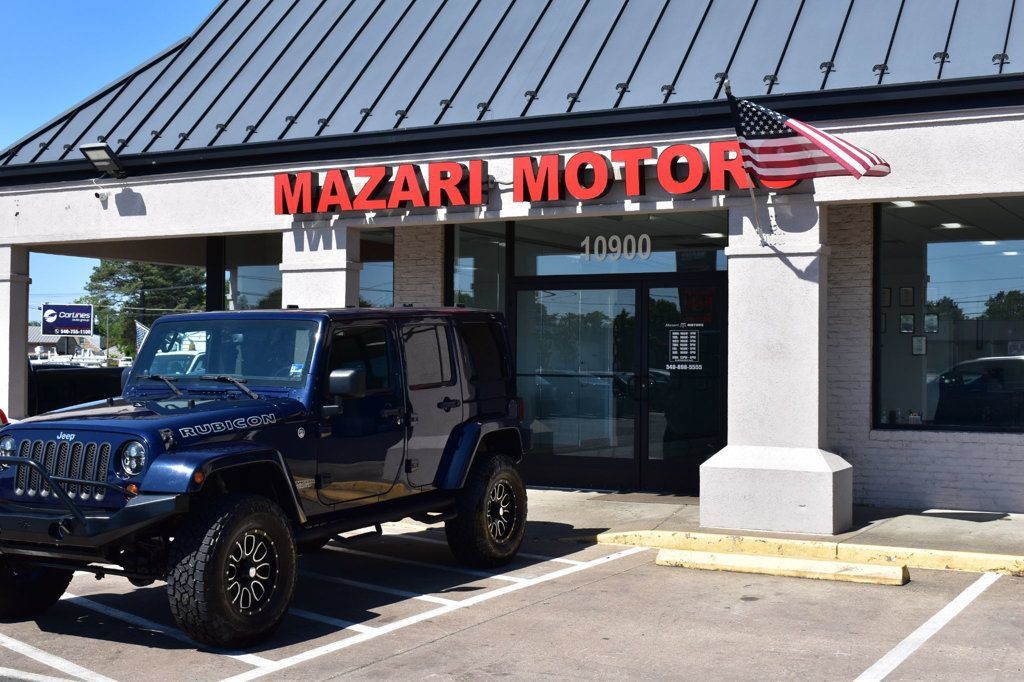 Used 2013 Jeep Wrangler Unlimited Rubicon w/ Connectivity Group AWD/4WD image 9