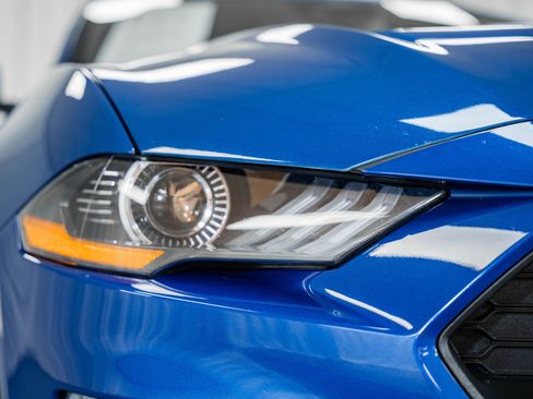 Certified 2022 Ford Mustang Coupe image 9