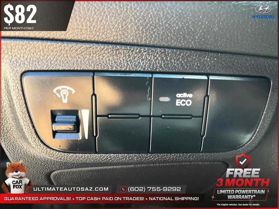 Used 2015 Hyundai Veloster FWD image 25