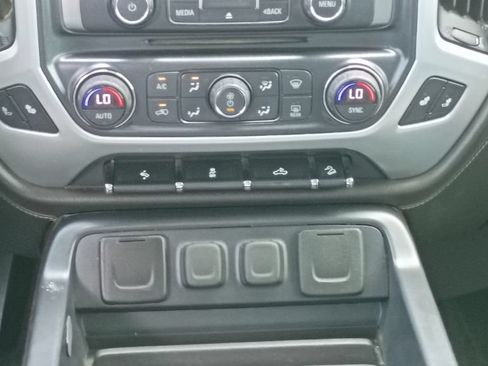 Used 2018 GMC Sierra 1500 SLT w/ SLT Premium Package AWD/4WD image 32