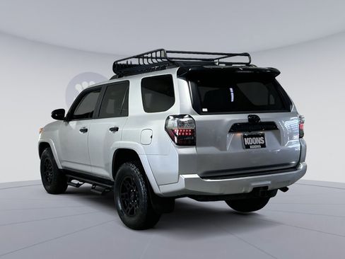Used 2021 Toyota 4Runner Venture image 14