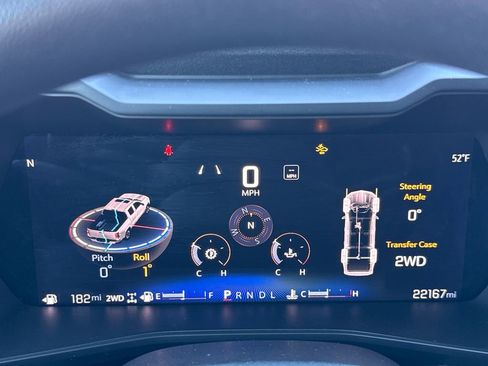 Used 2024 Chevrolet Colorado Trail Boss w/ Technology Package image 18