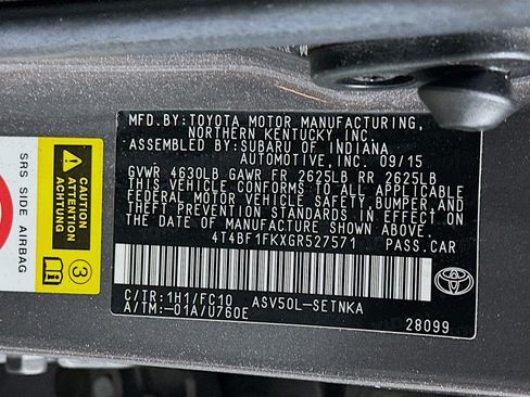 Used 2016 Toyota Camry LE FWD image 12