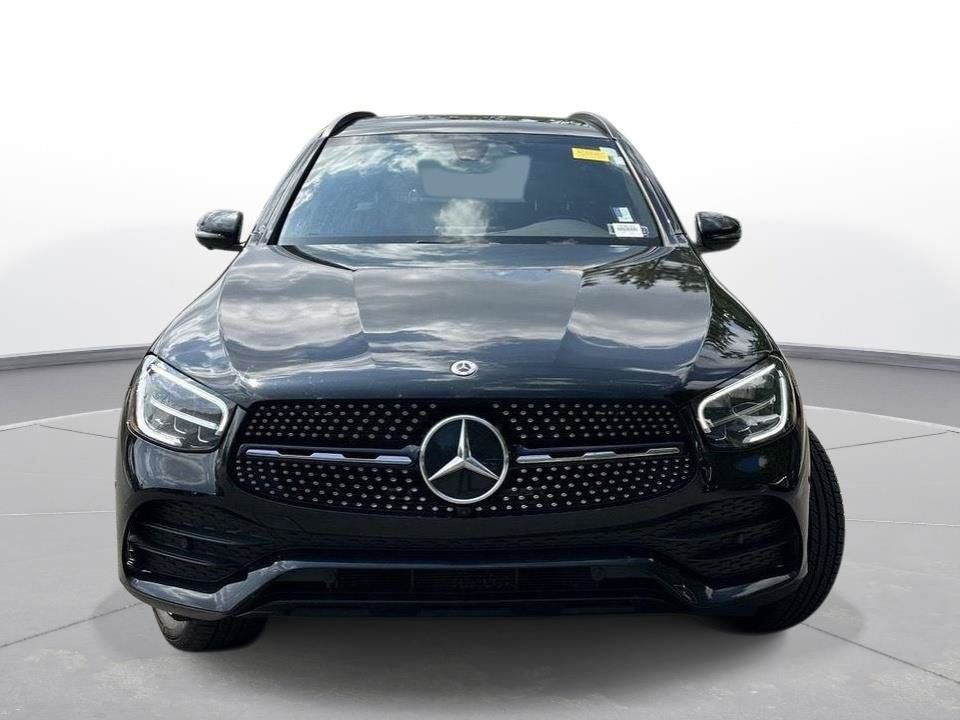 Used 2021 Mercedes-Benz GLC 300 4MATIC image 3