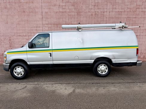 Used 2011 Ford E-250 and Econoline 250 Extended w/ Commercial Cargo Van Pkg image 2