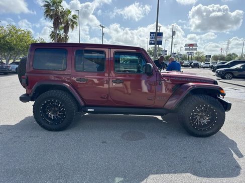 Used 2021 Jeep Wrangler Unlimited Rubicon image 2