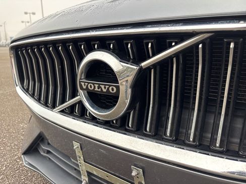 Used 2019 Volvo S60 T6 Inscription image 10