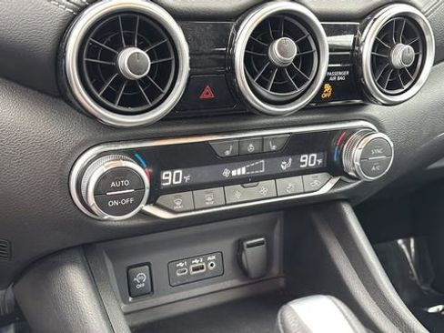 Used 2024 Nissan Sentra SV w/ All-Weather Package image 30