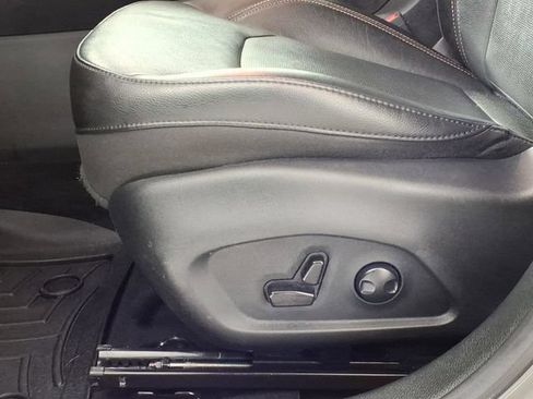 Used 2022 Jeep Compass Limited AWD/4WD image 17