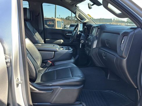 Used 2020 Chevrolet Silverado 1500 Custom Trail Boss w/ Custom Convenience Package image 10