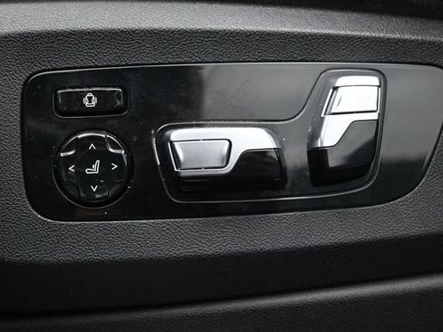 Used 2019 BMW X5 xDrive40i w/ M Sport Package image 14