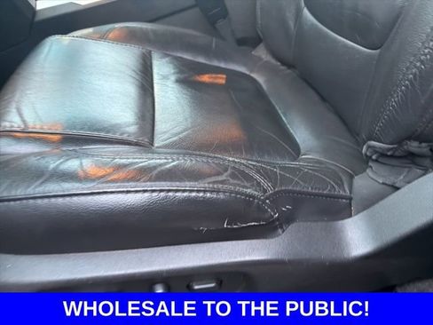 Used 2014 Ford Explorer XLT w/ Equipment Group 202A image 11