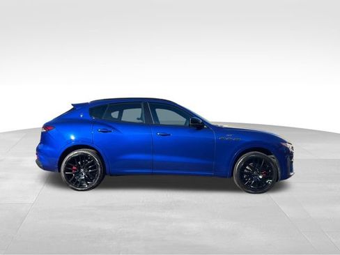 Used 2022 Maserati Levante GT image 6