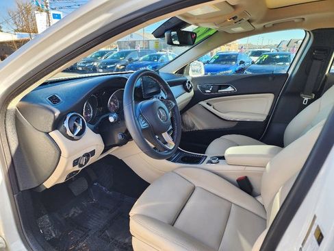 Used 2019 Mercedes-Benz GLA 250 4MATIC image 20