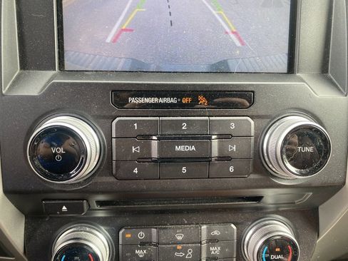 Used 2018 Ford F150 King Ranch w/ Equipment Group 601A Luxury image 22