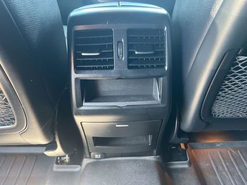 Certified 2016 Mercedes-Benz GLE 350 4MATIC image 9