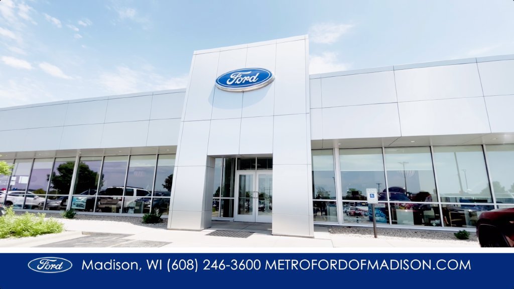 Used 2024 Jeep Compass Sport AWD/4WD image 2