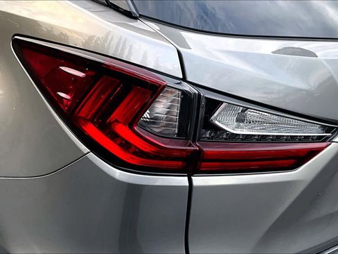 Used 2019 Lexus RX 350 image 32