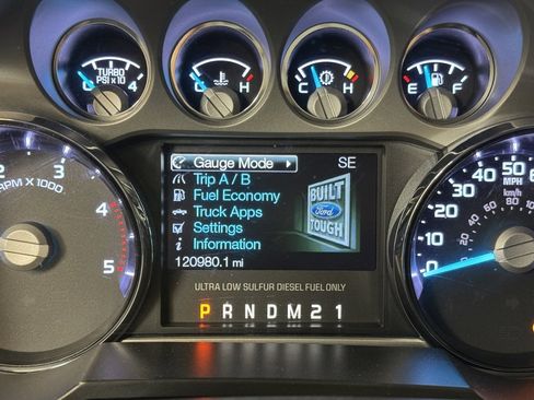 Used 2014 Ford F250 Lariat w/ Chrome Package image 31