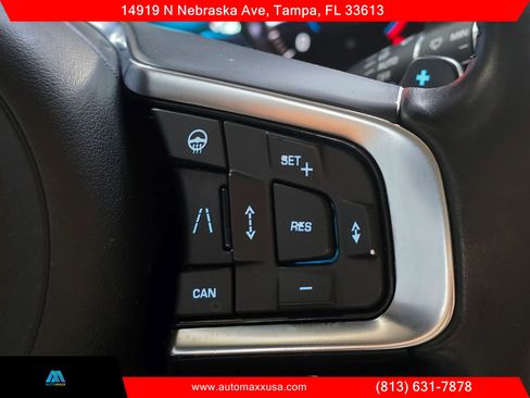Used 2019 Jaguar F-PACE Prestige AWD/4WD image 22