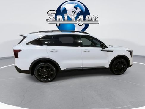 Certified 2025 Kia Sorento SX Prestige w/ Olive Brown Leather Package AWD/4WD image 2