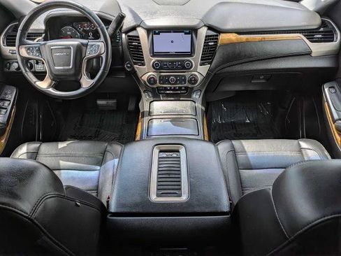 Used 2017 GMC Yukon Denali AWD/4WD image 20