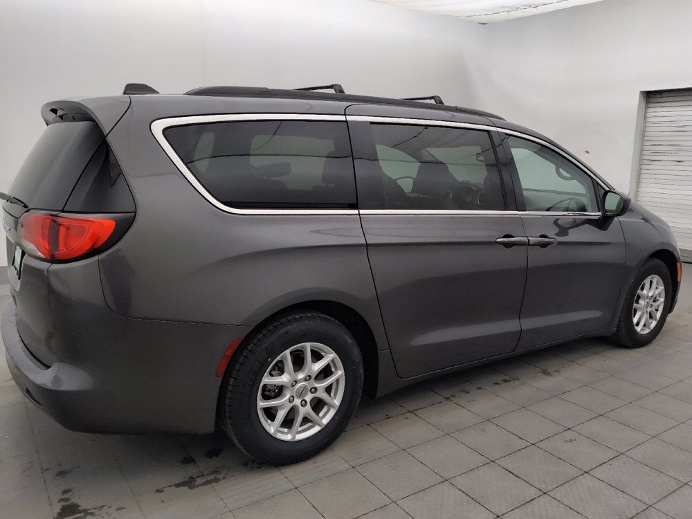 Used 2021 Chrysler Voyager Lxi FWD image 10