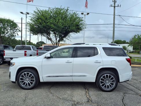 Used 2023 GMC Acadia Denali AWD/4WD image 24