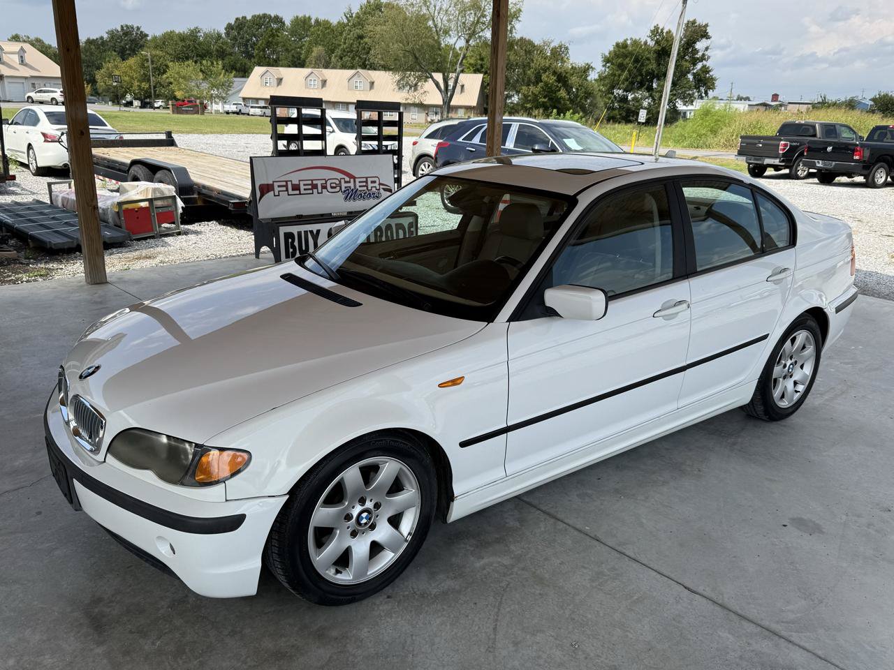 Used 2003 BMW 325i Sedan RWD image 8