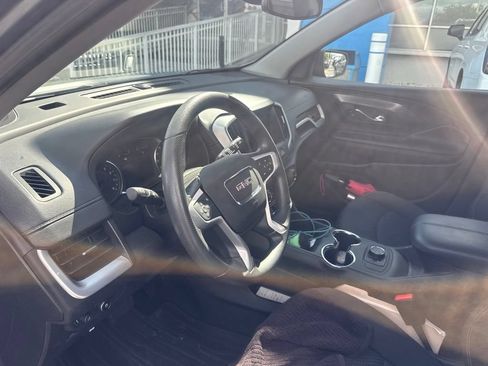 Used 2023 GMC Terrain SLE w/ Elevation Edition FWD image 7