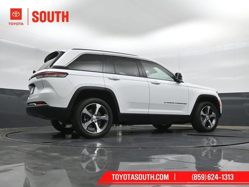 Used 2022 Jeep Grand Cherokee Limited 4xe AWD/4WD image 40