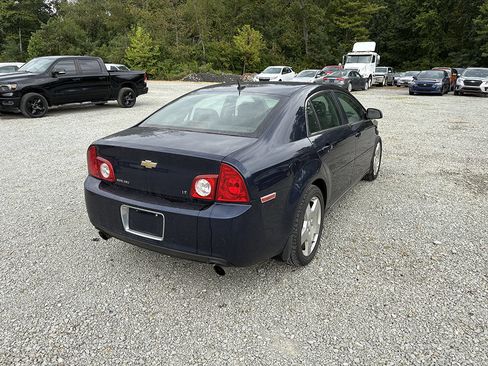 Used 2009 Chevrolet Malibu LT w/ HFV6 Engine Package FWD image 3