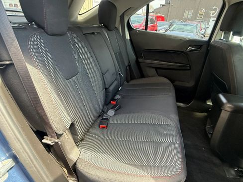 Used 2017 Chevrolet Equinox LT w/ Convenience Package image 4