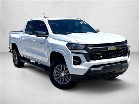 Used 2023 Chevrolet Colorado LT w/ LT Convenience Package RWD image 12