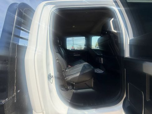 Used 2020 Ford F350 Lariat w/ Lariat Ultimate Package AWD/4WD image 15