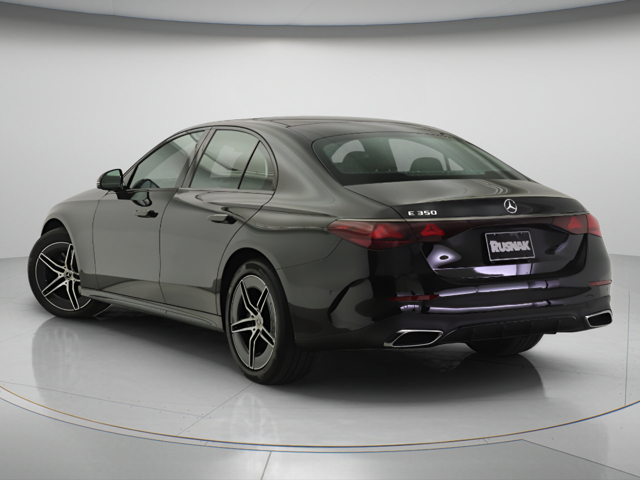 New 2027 Mercedes-Benz E 350 Sedan image 2