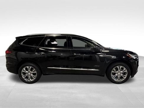 Used 2021 Buick Enclave Avenir w/ Avenir Technology Package FWD image 8