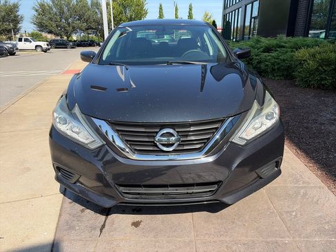 Used 2016 Nissan Altima 2.5 S w/ Power Driver Seat Package FWD image 11