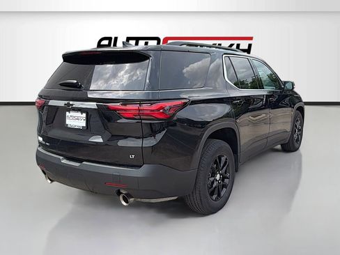 Used 2023 Chevrolet Traverse LT w/ LPO, Floor Liner Package AWD/4WD image 7
