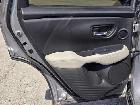 Certified 2025 Honda HR-V EX-L image 15