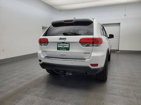 Used 2017 Jeep Grand Cherokee Limited AWD/4WD image 7