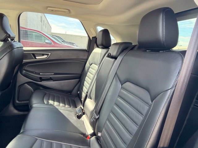 Used 2016 Ford Edge SEL w/ Equipment Group 201A AWD/4WD image 19