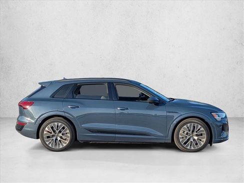 Used 2024 Audi Q8 e-tron Premium Plus w/ Premium Plus Package AWD/4WD image 5