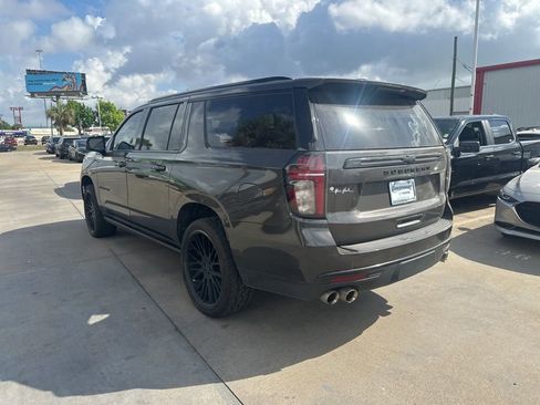 Used 2021 Chevrolet Suburban High Country image 6