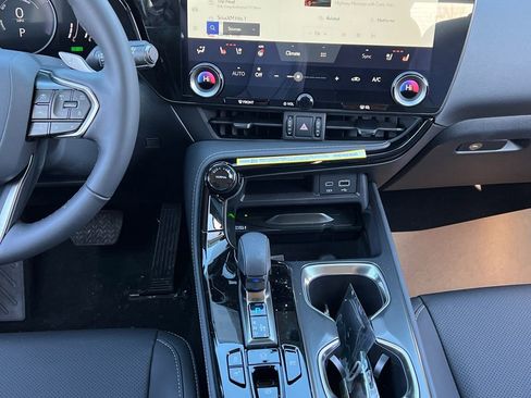 New 2026 Lexus NX 350h AWD w/ Premium Package image 9